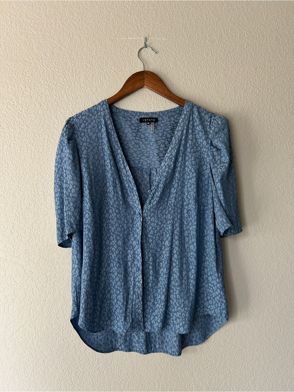 1. State Light Blue Leopard Print V-Neck Satin Button up Blouse - Medium